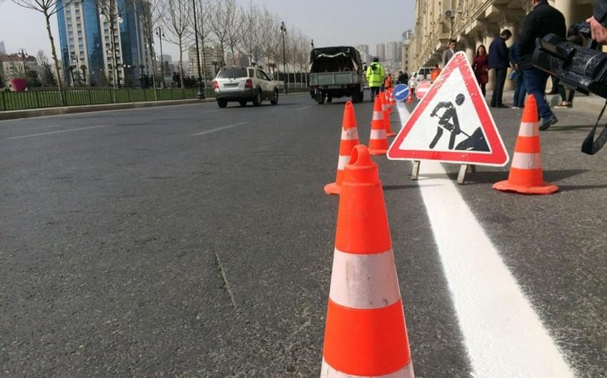 Sürücülərin NƏZƏRİNƏ: Bu yol bağlanır