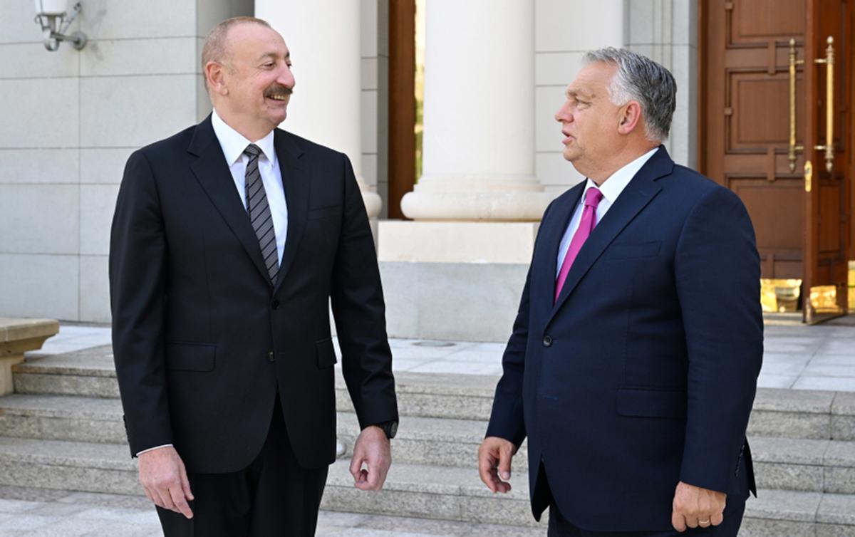 İlham Əliyev Orbanla da görüş keçirdi- FOTOLAR