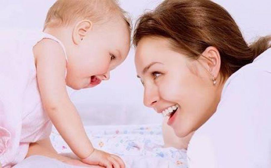 İşləyən ana dramı: Gələcəkdə problem yaranacaq?