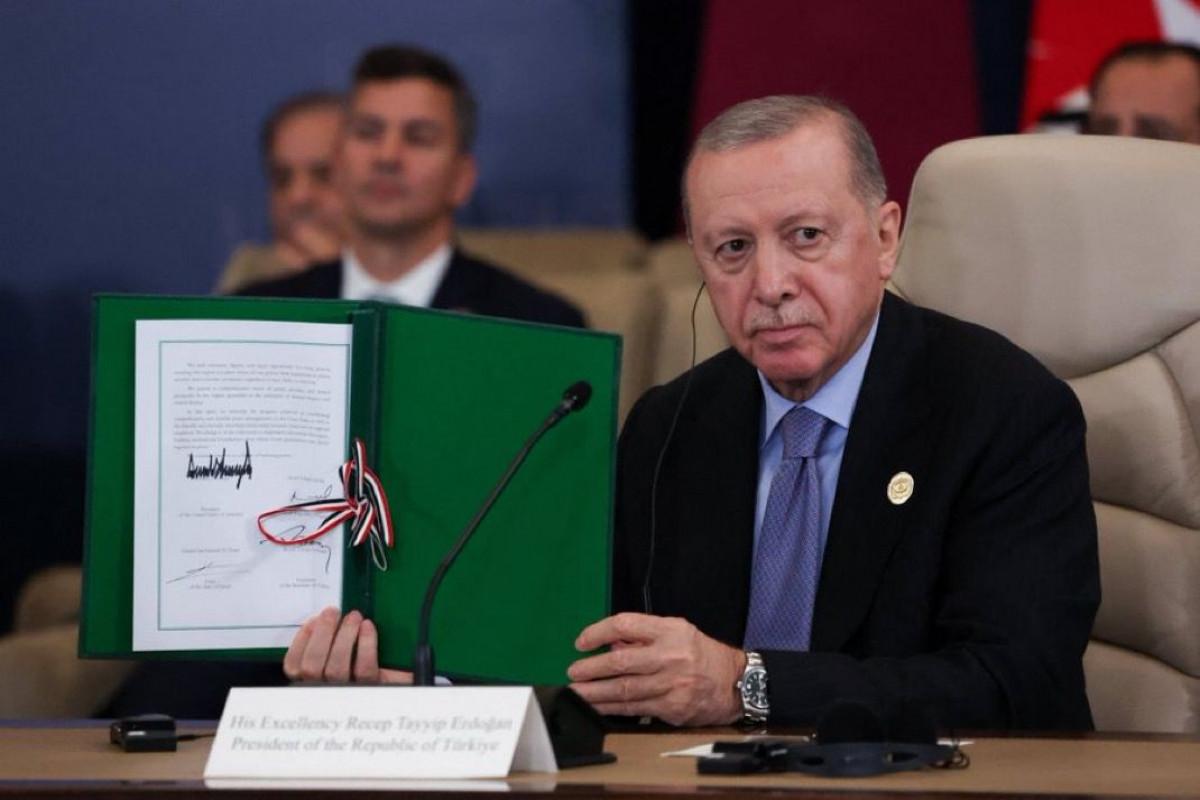 Dünya liderləri Misirdə Qəzza sülh sazişini imzalayıblar