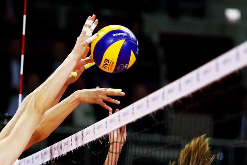 Qadın voleybolçular arasında Yüksək Liqanın II turuna start verilib