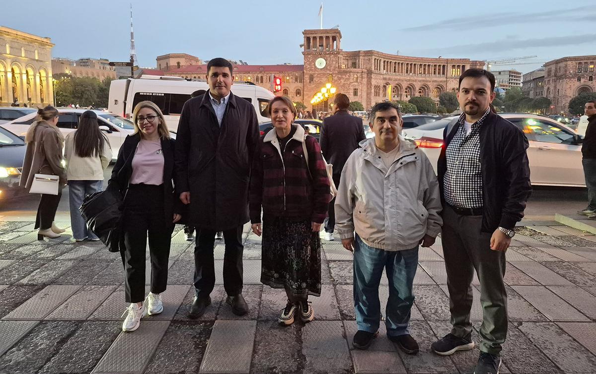 İrəvandan fotolar paylaşdı