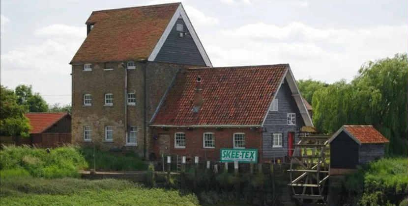 İngiltərədə sahil kənarında tərk edilmiş kənd – Tide Mills-in sükutu