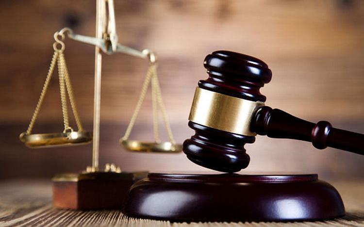 İşlədiyi şirkətdən 800 min manat mənimsəyən qadına HÖKM OXUNDU