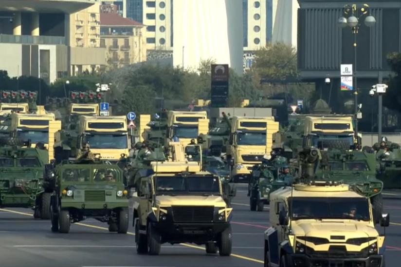"Vaşaq" və "Kobra-2" hərbi paradda nümayiş olundu