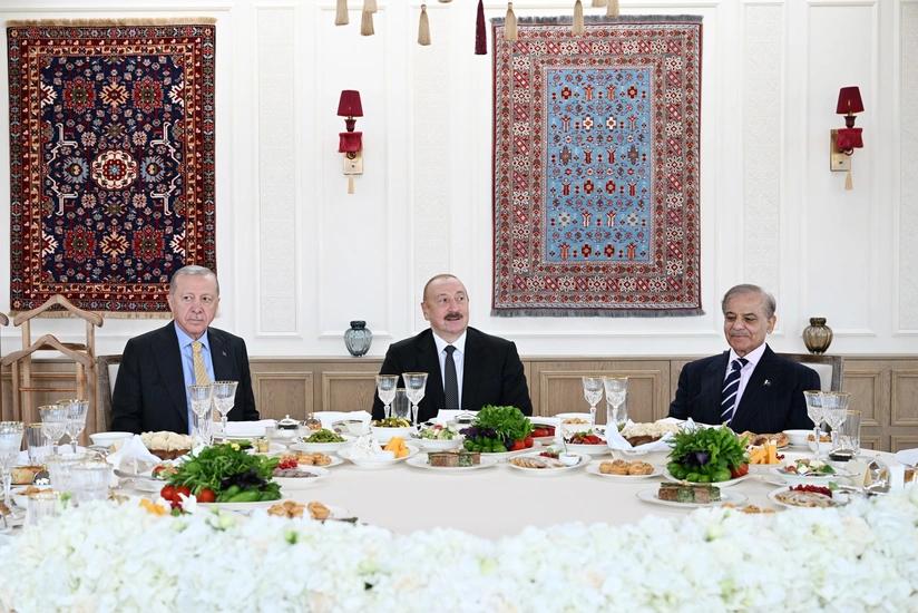 Azərbaycan, Türkiyə və Pakistan liderləri birgə nahar edib