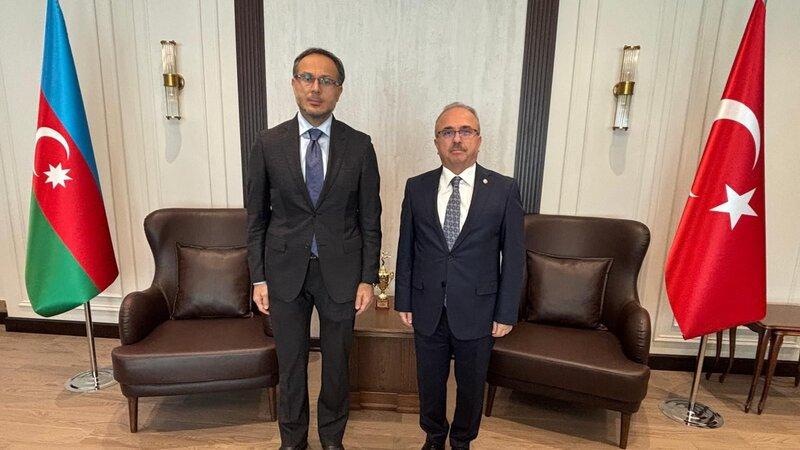 Ramil Həsən Türkiyə səfiri ilə görüşdü
