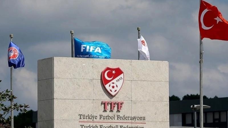Türkiyədə 149 hakim futboldan kənarlaşdırıldı