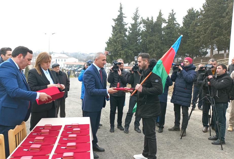 Qarabağa qayıdan köçkünlərə ikiqat “çörəkpulu” verilir? - Rəsmi cavab