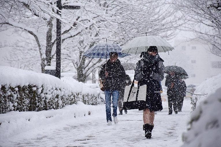 Bakıya sulu qar yağır