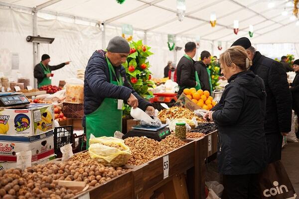 Sabahdan Yeni il yarmarkası başlayır Sabahdan Yeni il yarmarkası başlayır