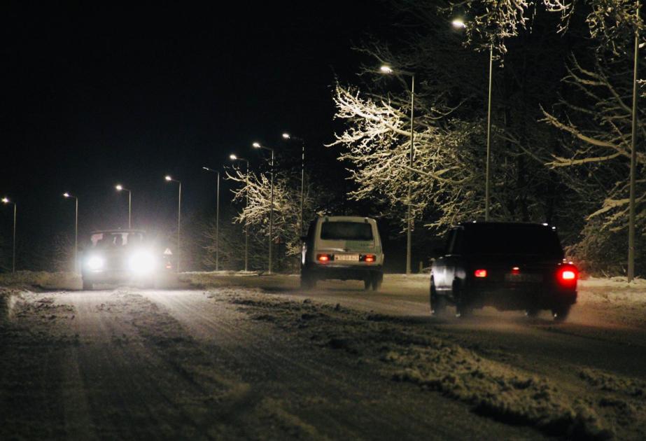Sürücülərin nəzərinə! - Bu yollar buz bağlayıb