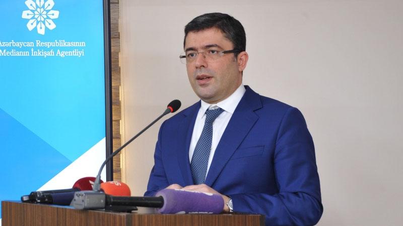 Əhməd İsmayılov: "Media əməkdaşları ədəbi dil normalarına əməl etməlidirlər"
