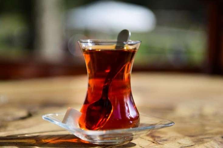 Gündə neçə stəkan çay içməliyik?