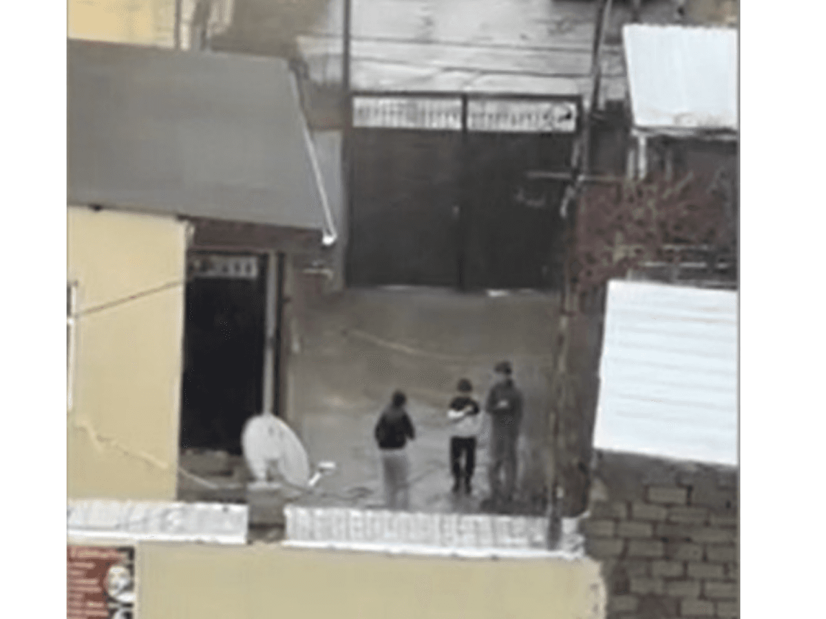 Təsadüfi çəkilişdə böyük mənzərə: 3 uşaqdan şəhidlərə hörmət - VİDEO