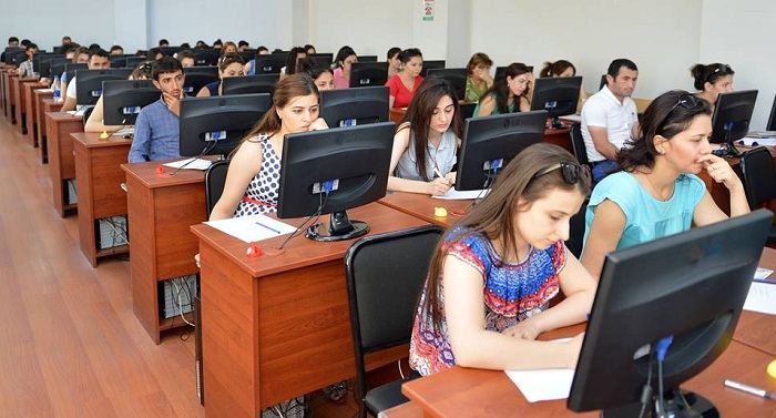 Sertifikasiyadan kəsilən təcrübəli müəllimlər: Ekspert səbəbləri açıqladı Sertifikasiyadan kəsilən təcrübəli müəllimlər: Ekspert səbəbləri açıqladı
