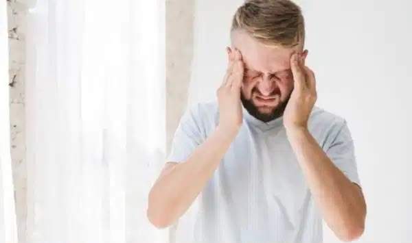Bu baş ağrıları ölümcül ola bilər: Nevroloqlar xəbərdarlıq edir Bu baş ağrıları ölümcül ola bilər: Nevroloqlar xəbərdarlıq edir