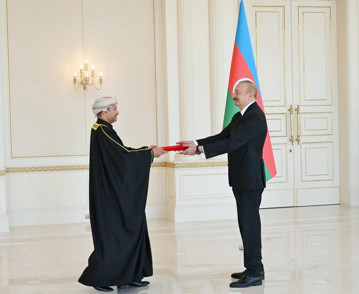 Prezident Omanın yeni səfirinin etimadnaməsini qəbul etdi - FOTOLAR Prezident Omanın yeni səfirinin etimadnaməsini qəbul etdi - FOTOLAR