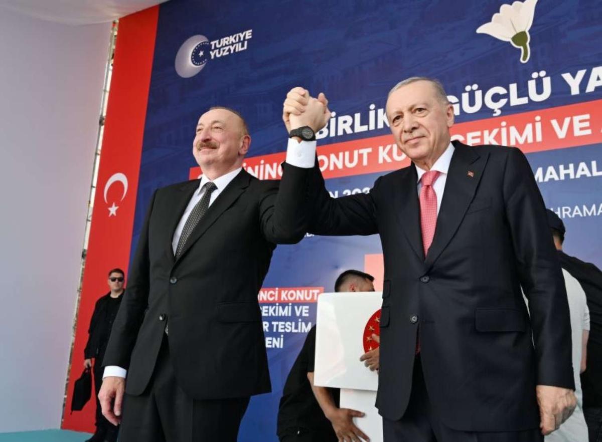 Yeni dünya nizamında Azərbaycan – Türkiyə münasibətləri Yeni dünya nizamında Azərbaycan – Türkiyə münasibətləri