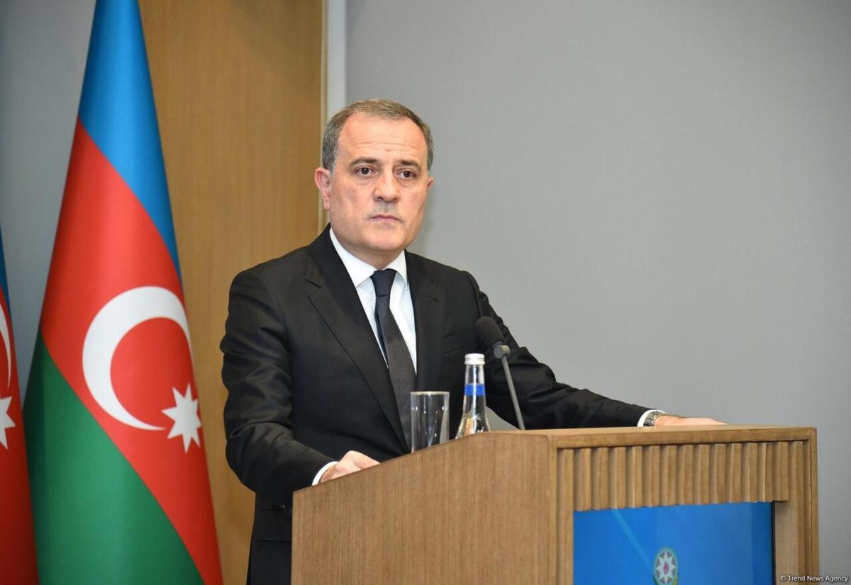 Ermənistan və Azərbaycan arasında de-fakto sülh mövcuddur - Ceyhun Bayramov Ermənistan və Azərbaycan arasında de-fakto sülh mövcuddur - Ceyhun Bayramov