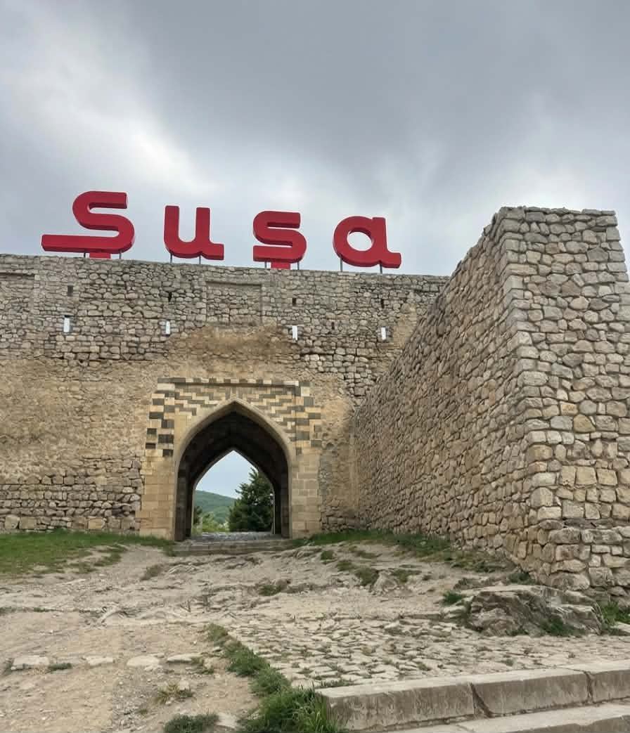 Şuşa: Xəyal etdiyim şəhərlə ilk görüş - FOTOLAR Şuşa: Xəyal etdiyim şəhərlə ilk görüş - FOTOLAR