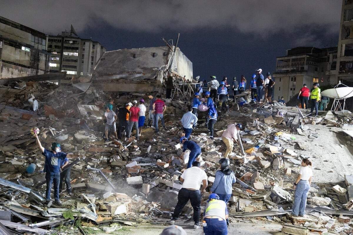 Venesuelada zəlzələdə ölənlərin sayı 5 min nəfəri ötdü Venesuelada zəlzələdə ölənlərin sayı 5 min nəfəri ötdü