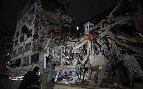 Venesuelada zəlzələ qurbanlarının sayı artdı Venesuelada zəlzələ qurbanlarının sayı artdı