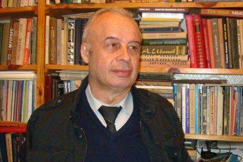 Tanınmış yazıçıda ağır xəstəlik aşkarlandı Tanınmış yazıçıda ağır xəstəlik aşkarlandı