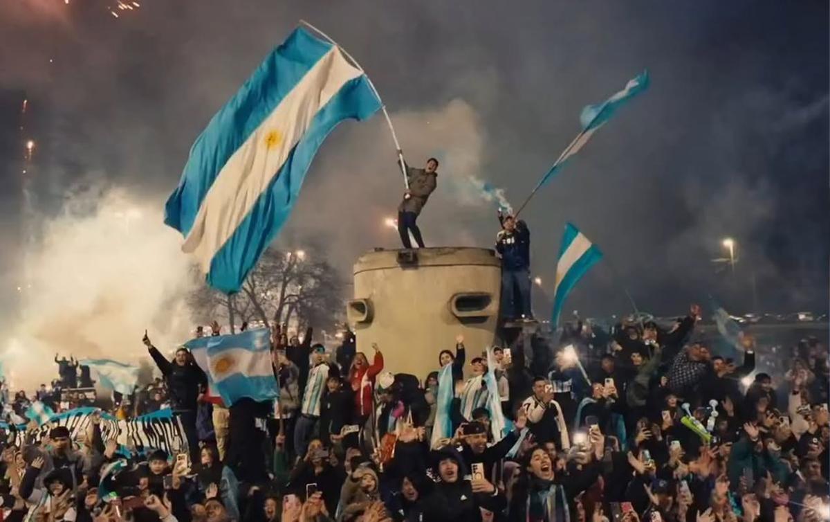 Argentina çempion kimi qarşılandı - Video Argentina çempion kimi qarşılandı - Video