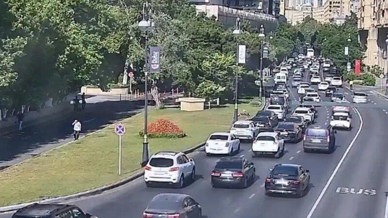 Bakıda bu yollarda sıxlıq var - SİYAHI Bakıda bu yollarda sıxlıq var - SİYAHI