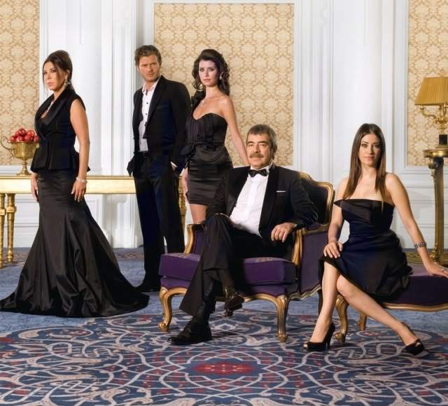 Ozan Güvəndən illər sonra “Aşk-ı Memnu” etirafı Ozan Güvəndən illər sonra “Aşk-ı Memnu” etirafı