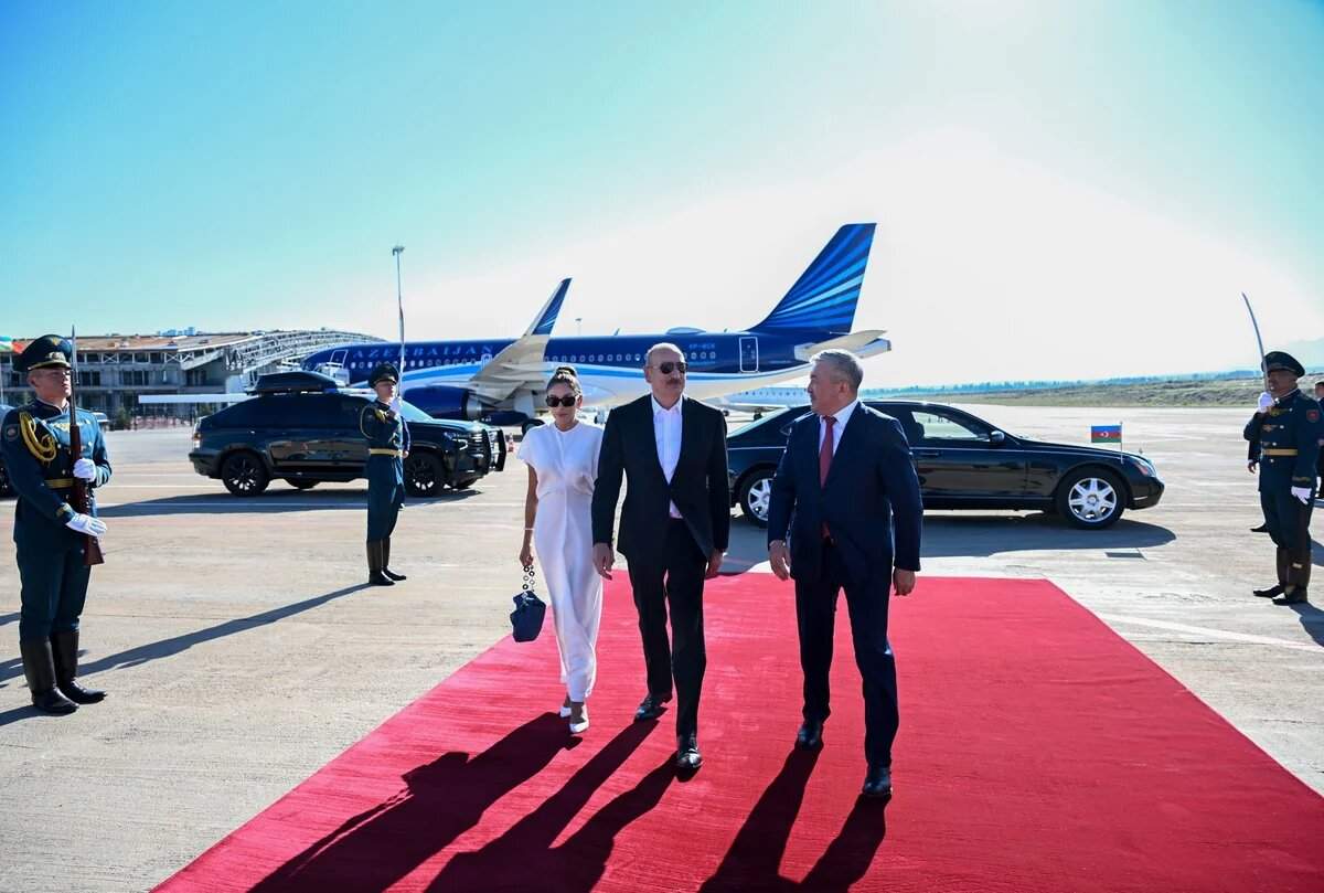 Prezident Qırğızıstan səfərindən videoçarx paylaşdı Prezident Qırğızıstan səfərindən videoçarx paylaşdı