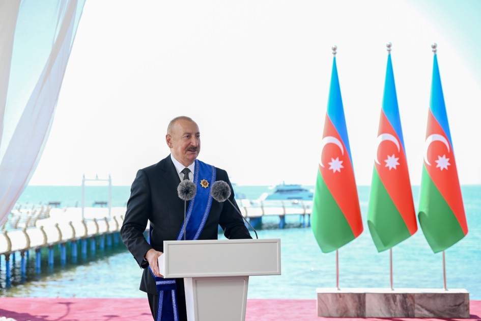 Tarixin axarını yalnız böyük liderlər dəyişir Tarixin axarını yalnız böyük liderlər dəyişir
