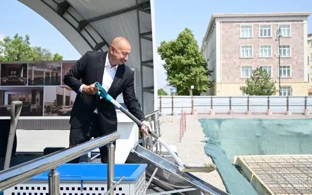“Naxçıvan” Mehmanxana Kompleksinin təməli qoyuldu - FOTO “Naxçıvan” Mehmanxana Kompleksinin təməli qoyuldu - FOTO