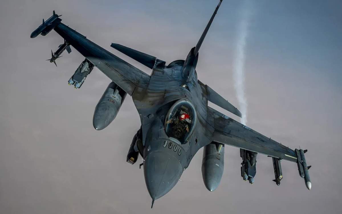 Türkiyədə "F-16" qırıcısı qəzaya uğradı Türkiyədə "F-16" qırıcısı qəzaya uğradı
