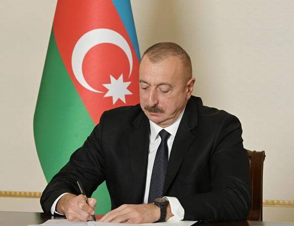Prezident daha bir fərman imzaladı Prezident daha bir fərman imzaladı