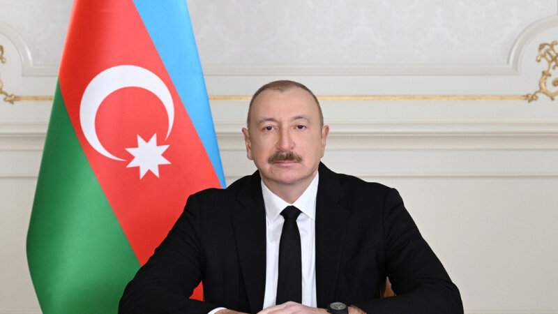 İlham Əliyev fərman imzaladı İlham Əliyev fərman imzaladı
