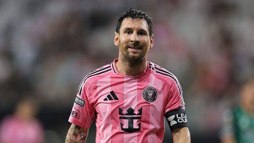 Messi 12 il əvvəlki antirekordunu təkrarladı Messi 12 il əvvəlki antirekordunu təkrarladı