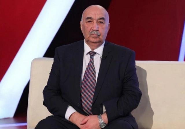 Tanınmış ekspertə ağır itki üz verdi