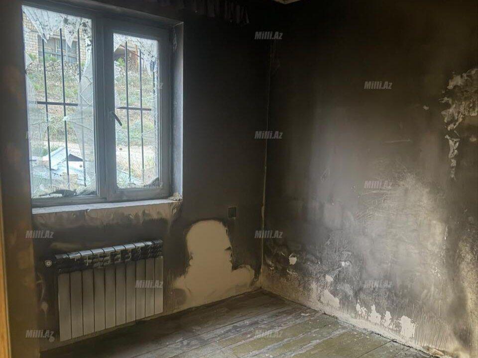 Bakıda dəhşətli qətl: Birlikdə yaşadığı qadını 21 dəfə bıçaqladı, sonra isə evini yandırdı – FOTO