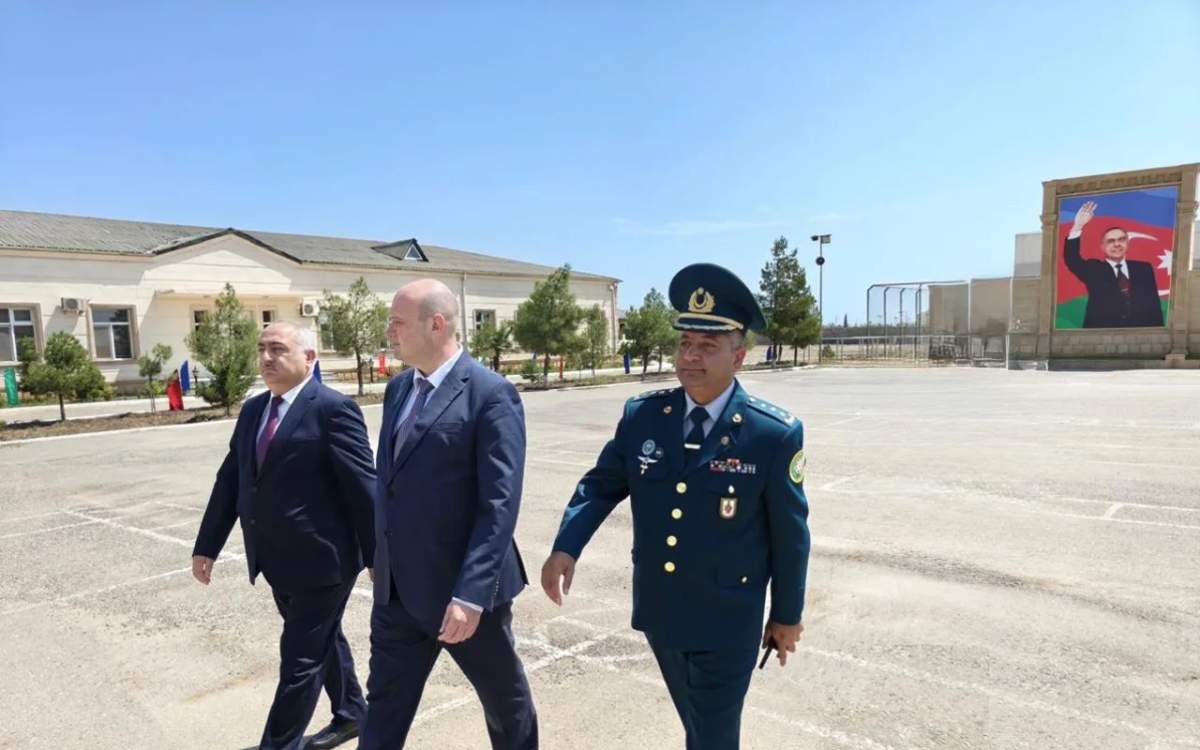 Qaradağda Sərhəd Qoşunlarının 107 illiyi qeyd olundu - FOTOLAR Qaradağda Sərhəd Qoşunlarının 107 illiyi qeyd olundu - FOTOLAR