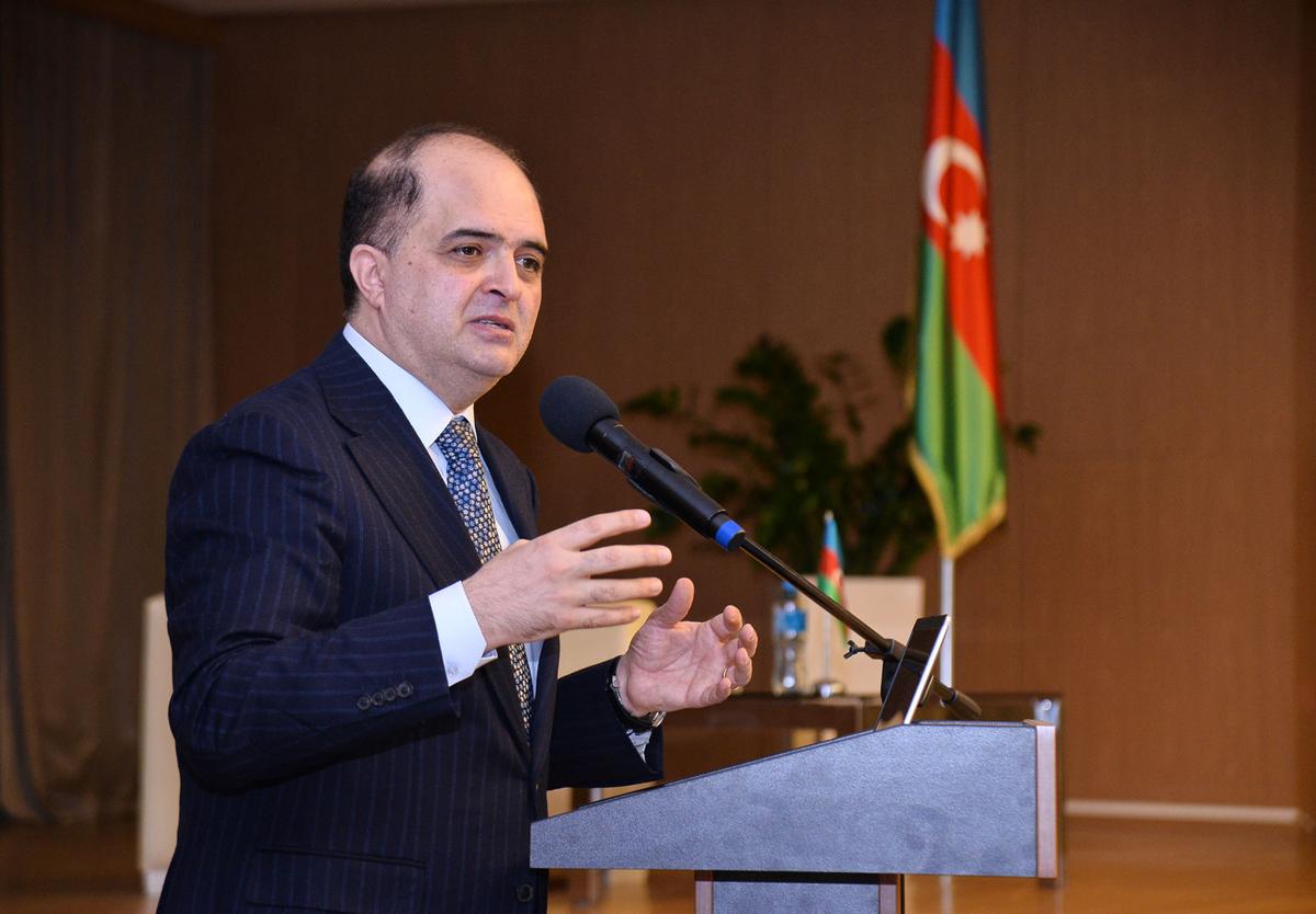 Azərbaycanda deputat əməliyyat etdiyi xəstənin VİDEOSUNU YAYDI Azərbaycanda deputat əməliyyat etdiyi xəstənin VİDEOSUNU YAYDI