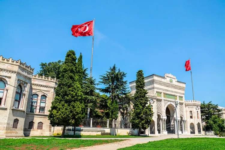 Müəllimlər bundan sonra ağ xalat geyinəcək Müəllimlər bundan sonra ağ xalat geyinəcək