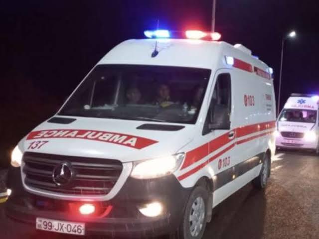Sabirabadda avtomobil motosikletlə toqquşdu – Ölən var
