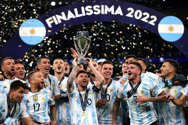 FİFA-dan bu futbolçulara ağır cəza FİFA-dan bu futbolçulara ağır cəza
