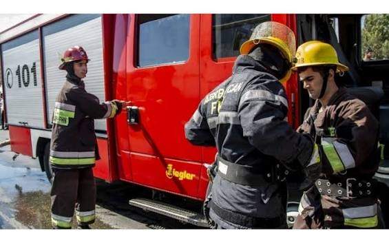 Sumqayıtda ev yanır Sumqayıtda ev yanır