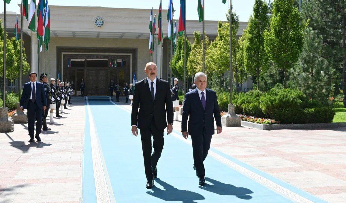 Prezident İlham Əliyevin Özbəkistana səfərindən VİDEOÇARX