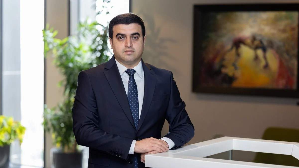 DOST Agentliyində YENİ TƏYİNAT DOST Agentliyində YENİ TƏYİNAT