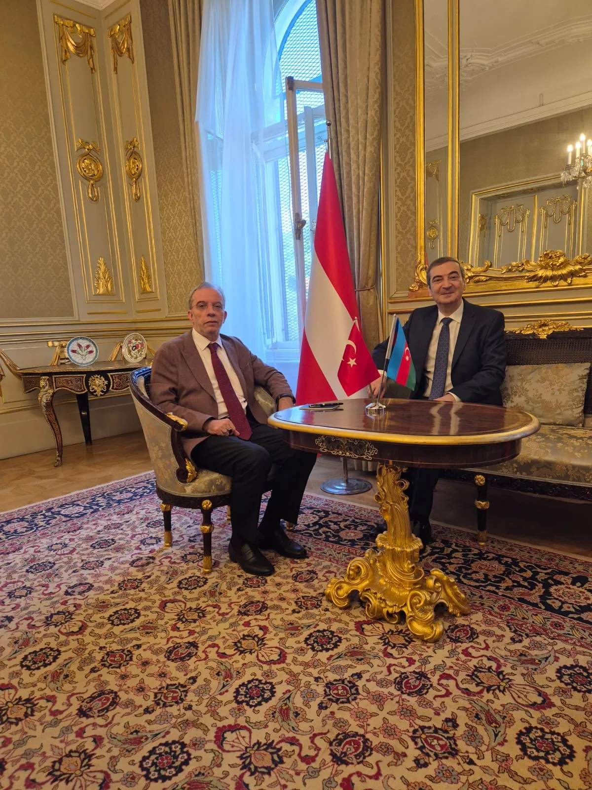 Azərbaycan və Türkiyənin Avstriyadakı səfirləri görüşüb Azərbaycan və Türkiyənin Avstriyadakı səfirləri görüşüb