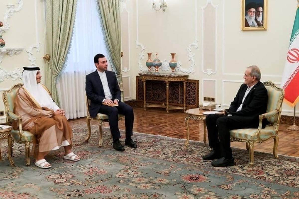 Məsud Pezeşkian Qətərin Baş naziri ilə görüşdü Məsud Pezeşkian Qətərin Baş naziri ilə görüşdü